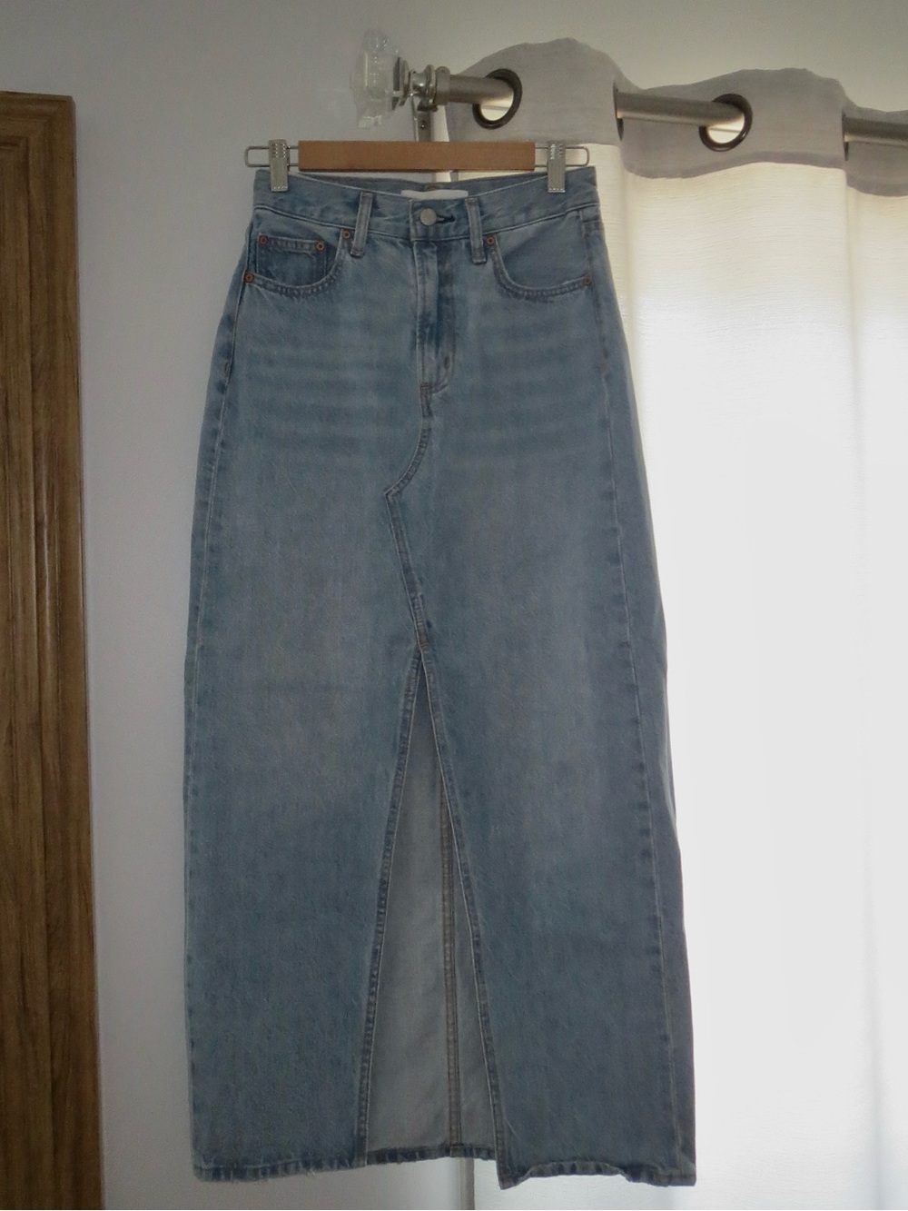 Aritzia Denim Forum The ‘90s Vintage Maxi Denim Skirt, Mid-Rise (Sold Out!!)